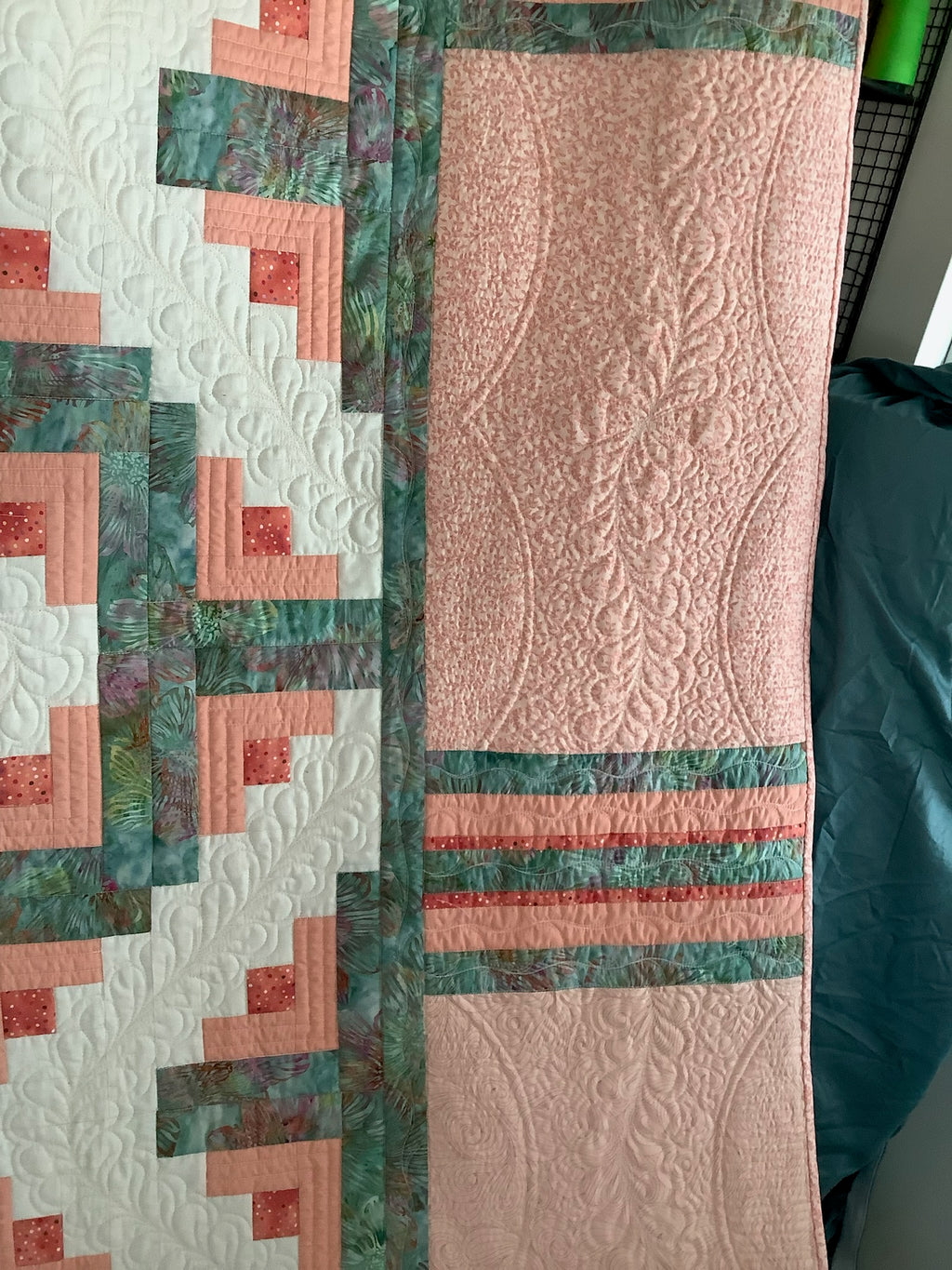 Southwest Coral Log Cabin Quilt