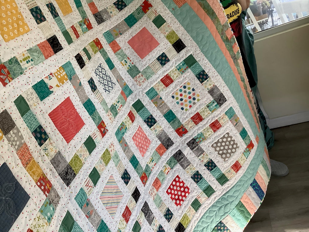 Happy Quilt Charm Square