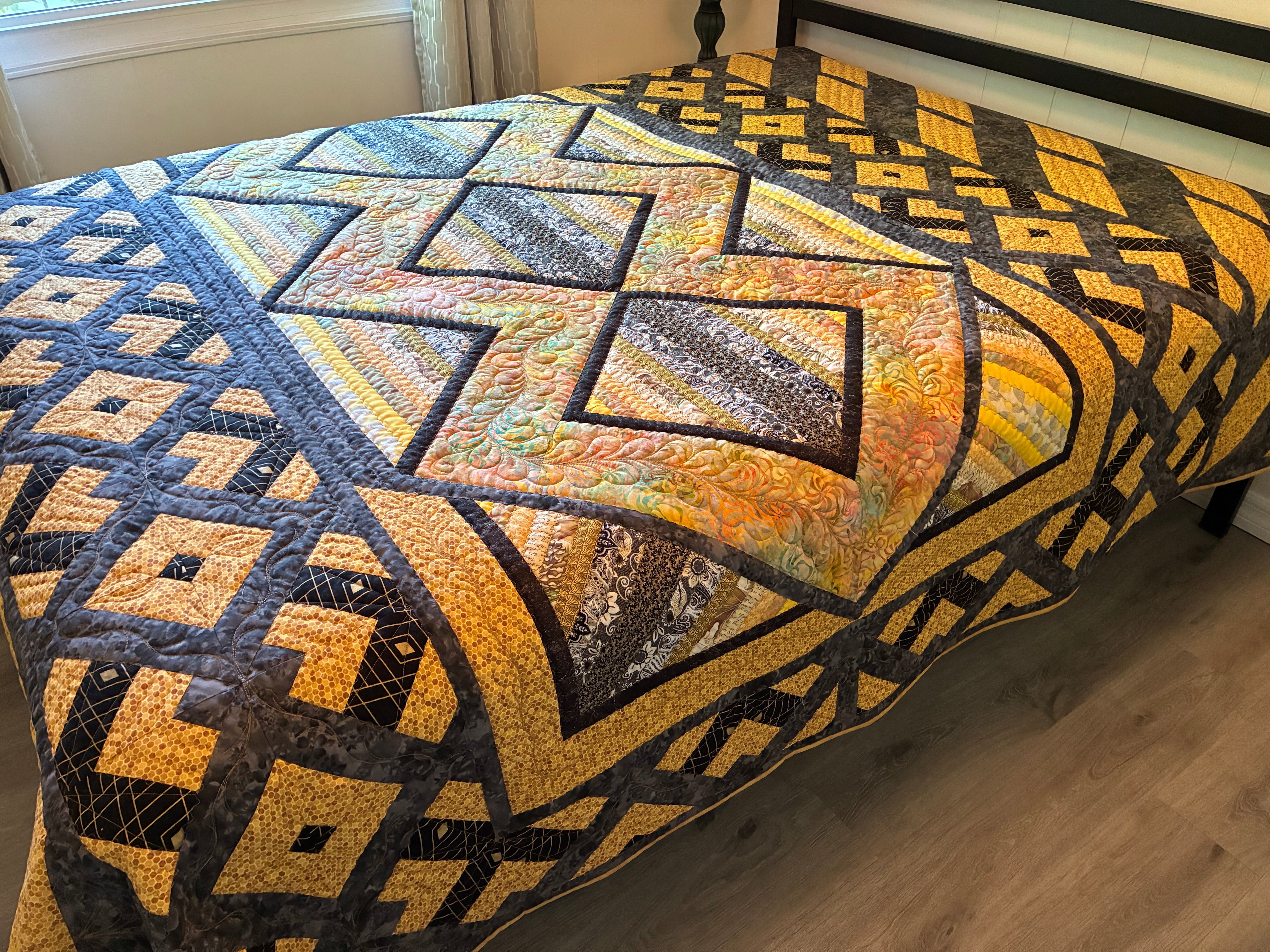 Black & Gold Honeycomb Quilt