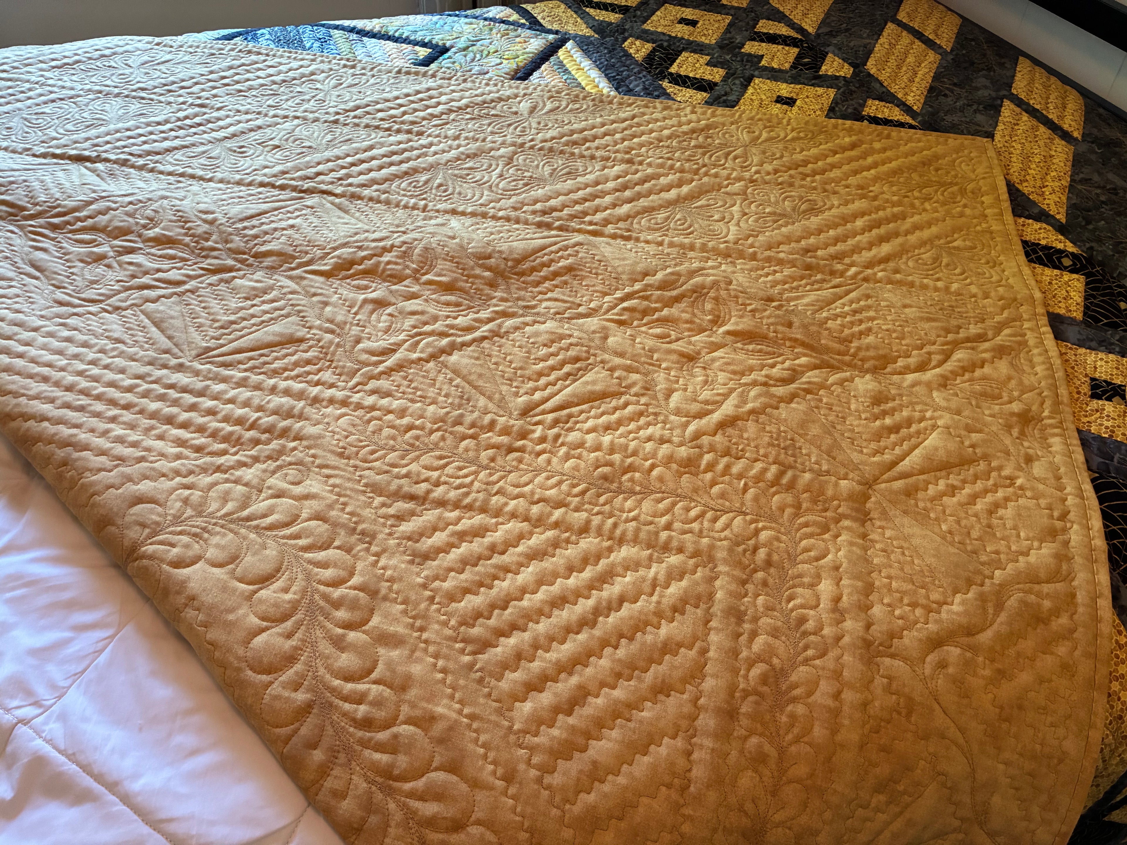 Black & Gold Honeycomb Quilt
